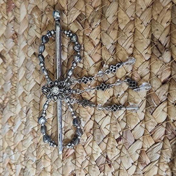 COPY - Silver Lillarose flexi hair clip, size Medium. - Picture 1 of 5